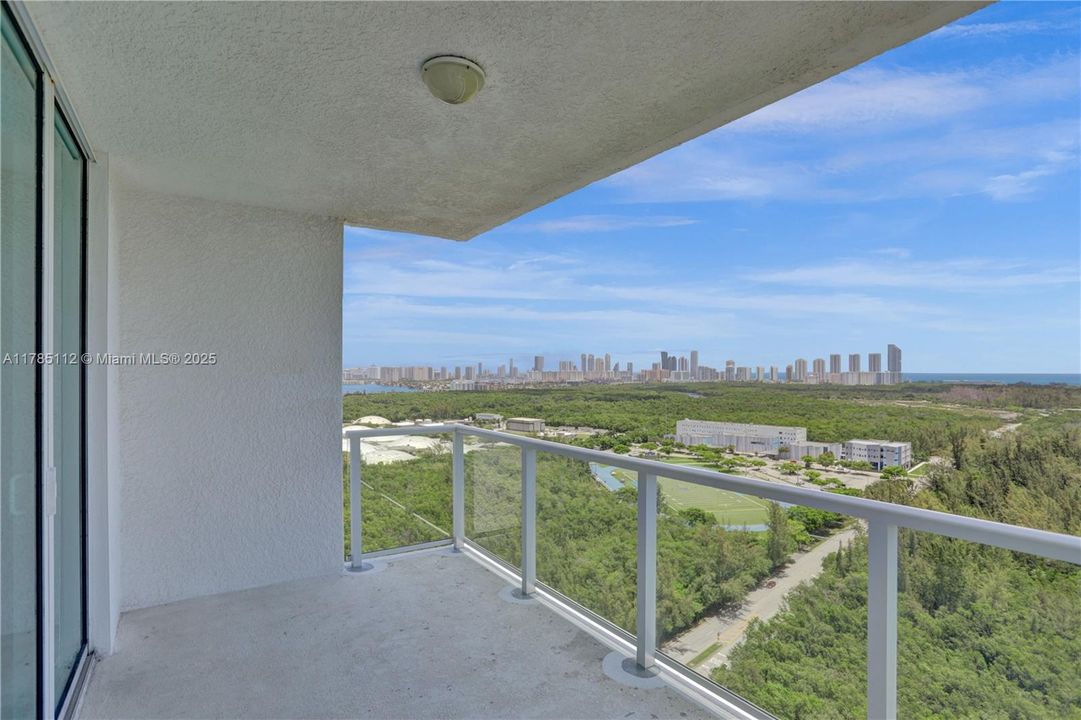 Недавно продано: $455,000 (3 спален, 3 ванн, 1801 Квадратных фут)