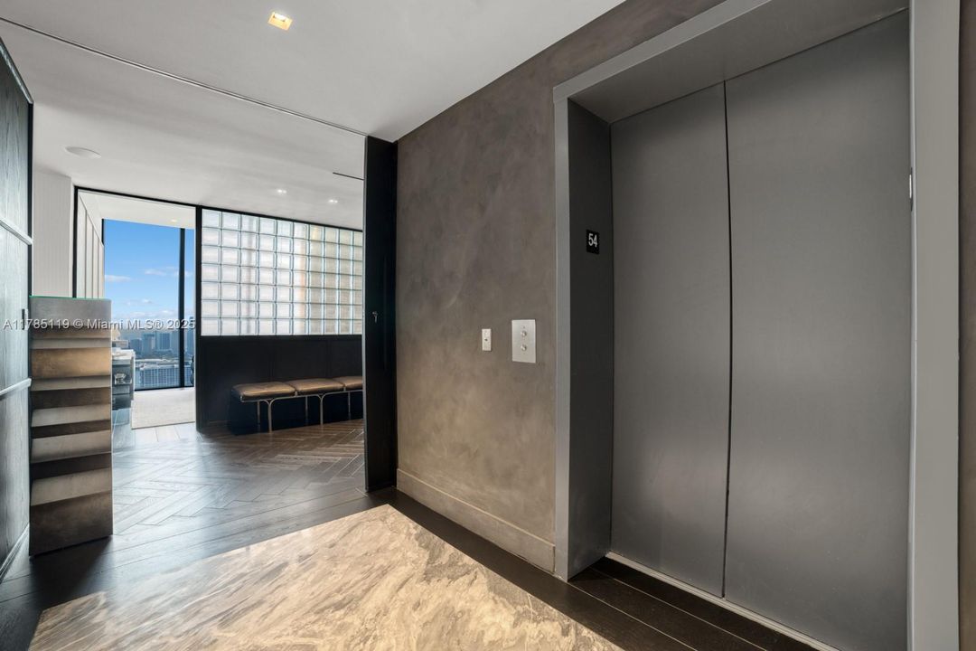 En Venta: $6,200,000 (4 camas, 4 baños, 3887 Pies cuadrados)
