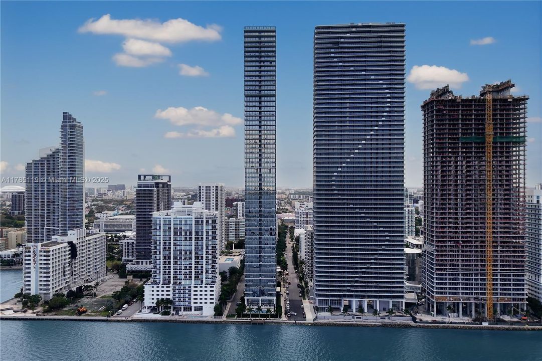 En Venta: $6,200,000 (4 camas, 4 baños, 3887 Pies cuadrados)