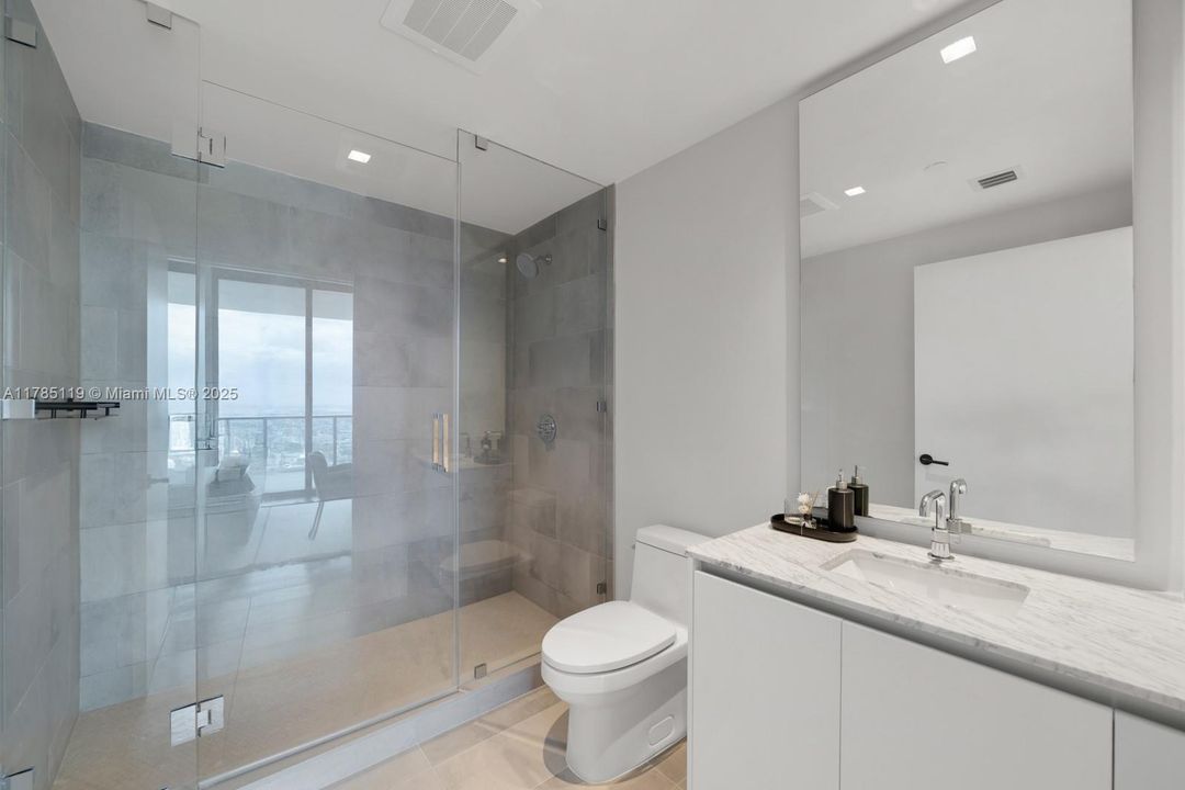 En Venta: $6,200,000 (4 camas, 4 baños, 3887 Pies cuadrados)