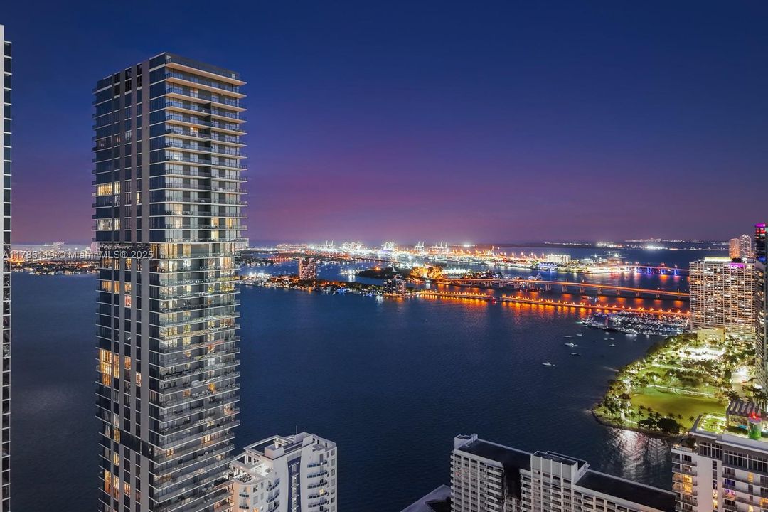 En Venta: $6,200,000 (4 camas, 4 baños, 3887 Pies cuadrados)