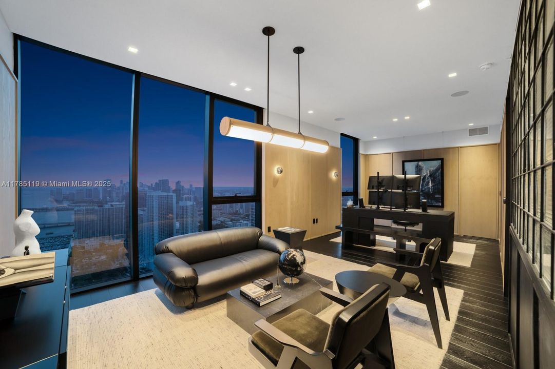 En Venta: $6,200,000 (4 camas, 4 baños, 3887 Pies cuadrados)