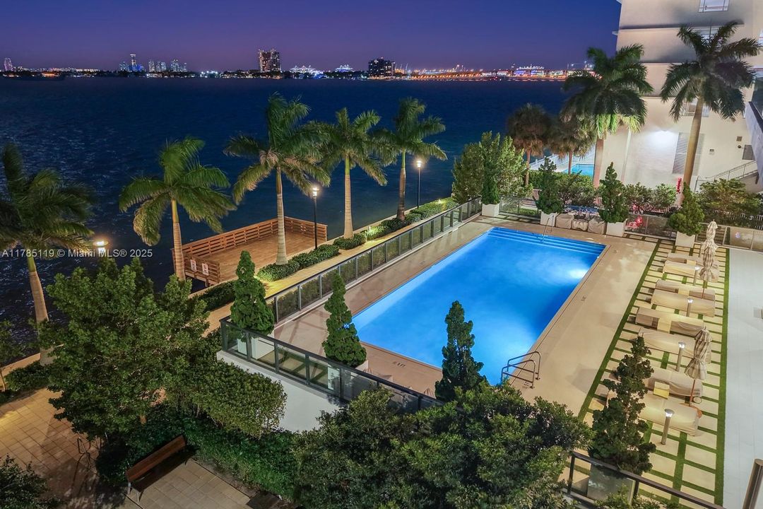 En Venta: $6,200,000 (4 camas, 4 baños, 3887 Pies cuadrados)