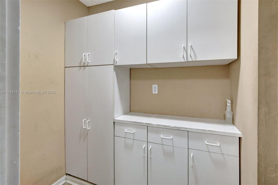 Vendido Recientemente: $625,000 (5 camas, 3 baños, 1914 Pies cuadrados)