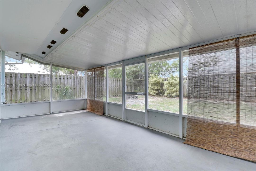 Recently Sold: $530,000 (0 beds, 0 baths, 1140 Square Feet)