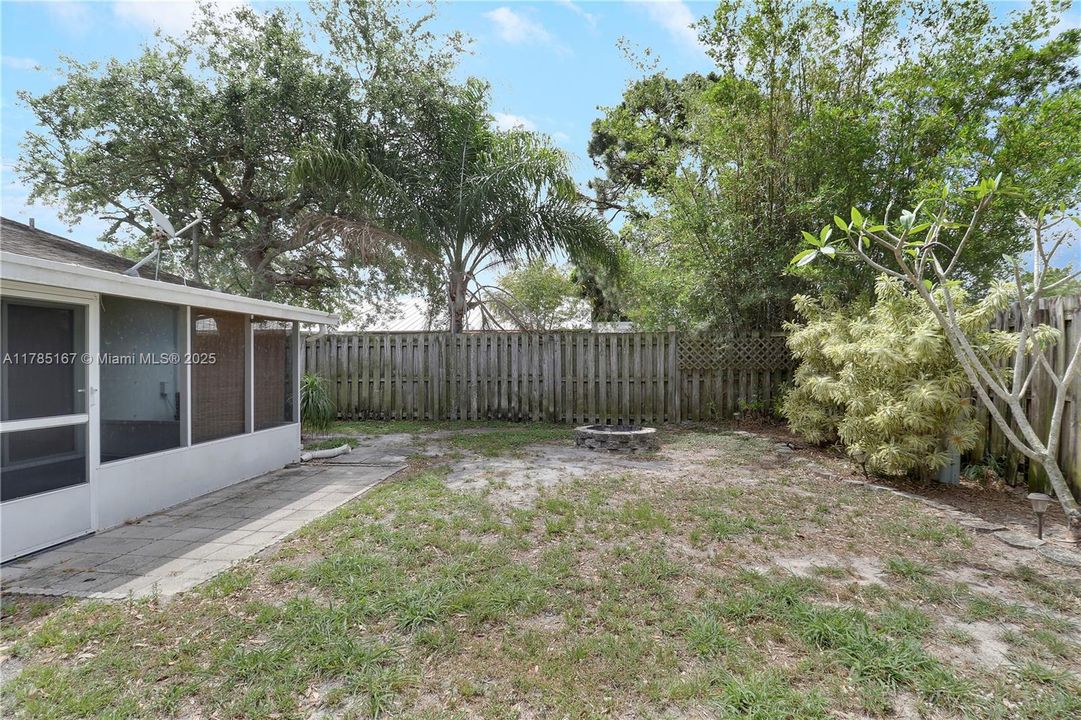 Recently Sold: $530,000 (0 beds, 0 baths, 1140 Square Feet)