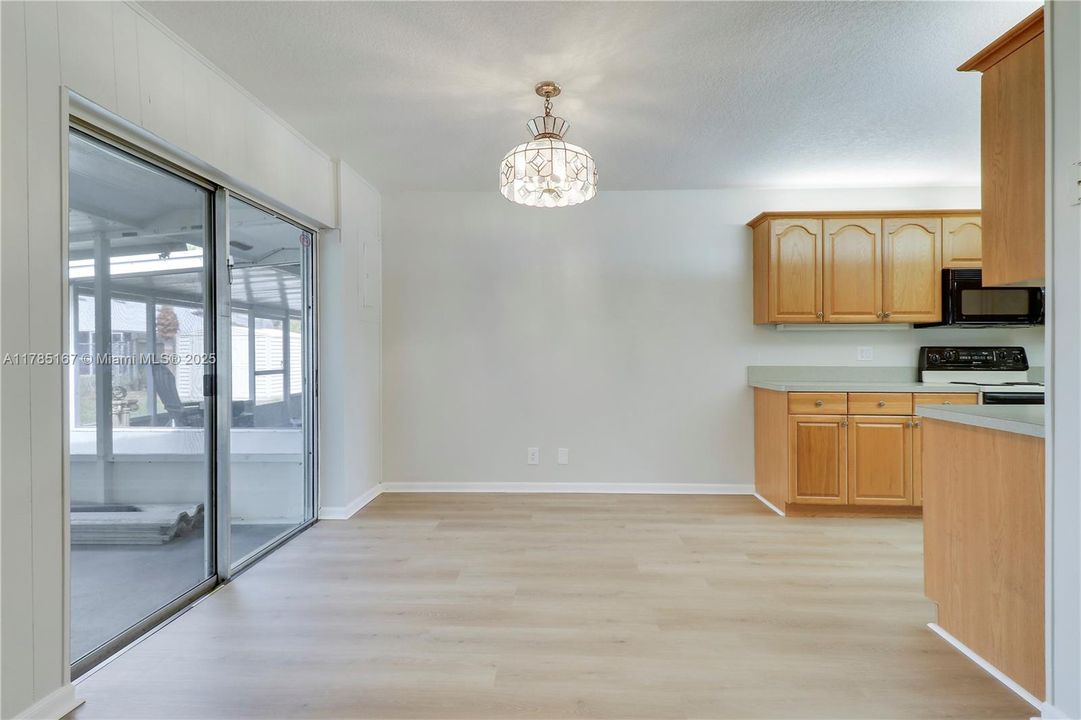 Recently Sold: $530,000 (0 beds, 0 baths, 1140 Square Feet)