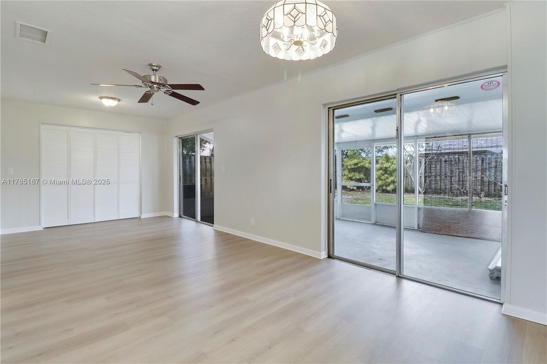 Recently Sold: $530,000 (0 beds, 0 baths, 1140 Square Feet)