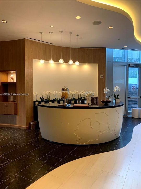 На продажу: $669,000 (1 спален, 1 ванн, 937 Квадратных фут)