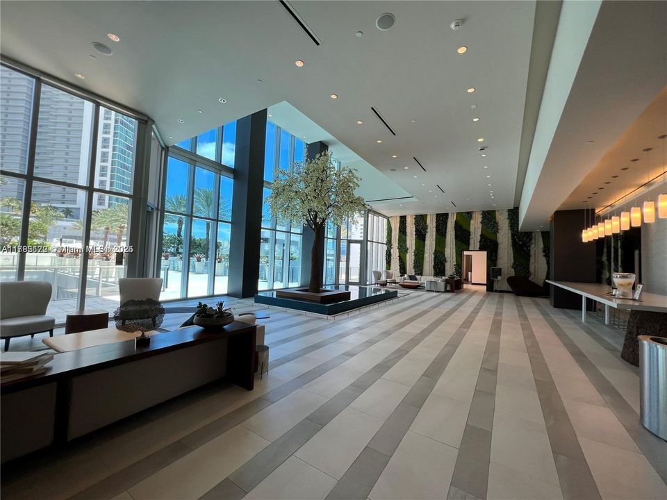 На продажу: $669,000 (1 спален, 1 ванн, 937 Квадратных фут)