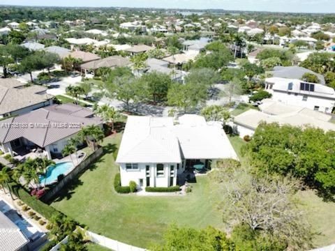 最近售出: $995,000 (5 贝兹, 5 浴室, 3561 平方英尺)