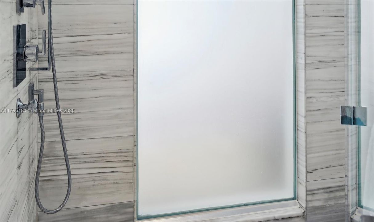 Vendido Recientemente: $1,150,000 (0 camas, 1 baños, 702 Pies cuadrados)