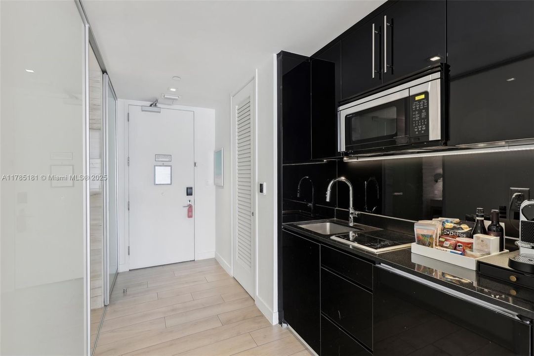 Vendido Recientemente: $1,150,000 (0 camas, 1 baños, 702 Pies cuadrados)