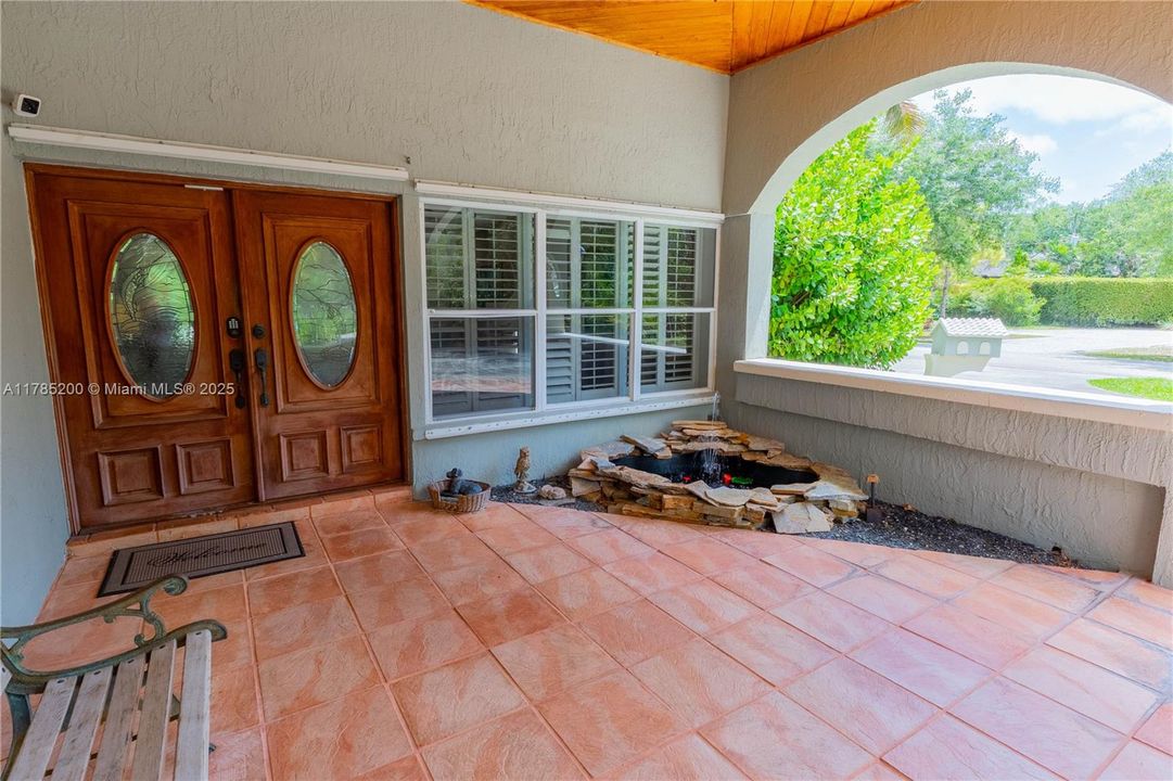 En Venta: $1,650,000 (3 camas, 2 baños, 3747 Pies cuadrados)