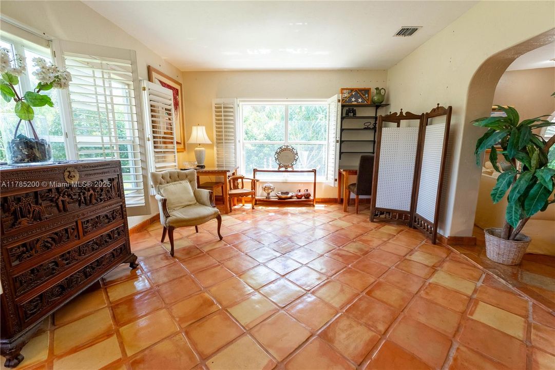 En Venta: $1,650,000 (3 camas, 2 baños, 3747 Pies cuadrados)