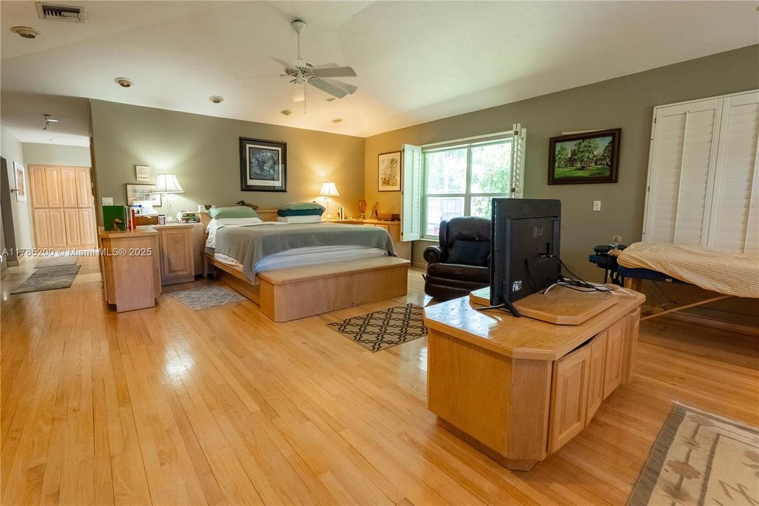 En Venta: $1,650,000 (3 camas, 2 baños, 3747 Pies cuadrados)