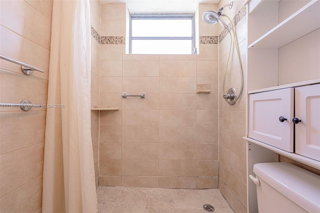 Vendido Recientemente: $225,000 (1 camas, 1 baños, 700 Pies cuadrados)