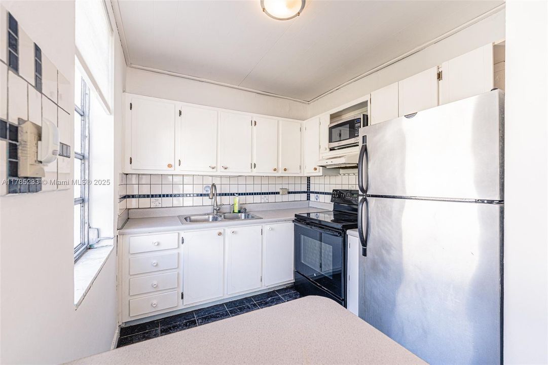 Vendido Recientemente: $225,000 (1 camas, 1 baños, 700 Pies cuadrados)