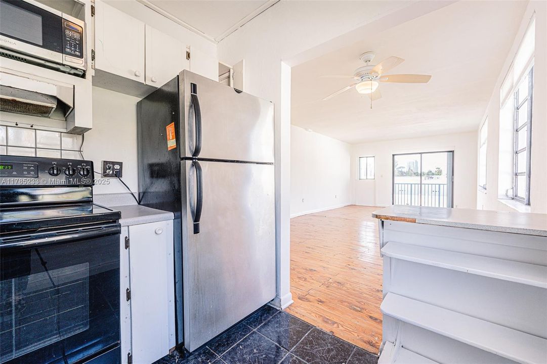 Vendido Recientemente: $225,000 (1 camas, 1 baños, 700 Pies cuadrados)