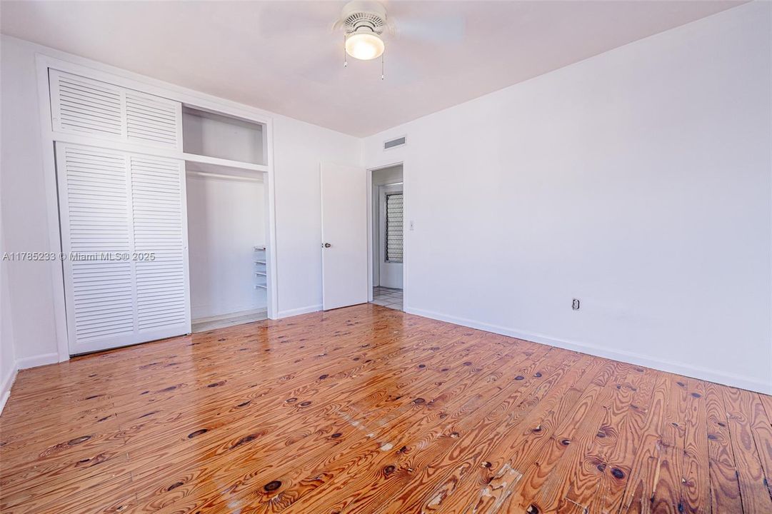 Vendido Recientemente: $225,000 (1 camas, 1 baños, 700 Pies cuadrados)