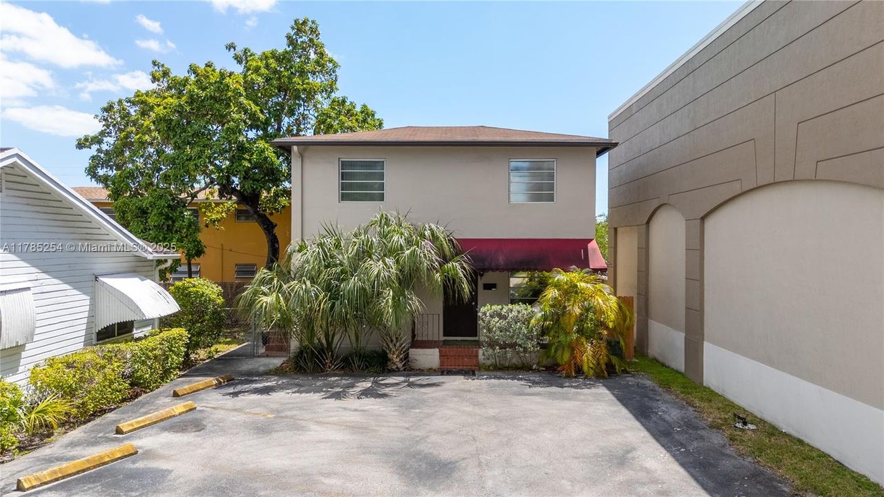 Недавно продано: $785,000 (0 спален, 0 ванн, 0 Квадратных фут)