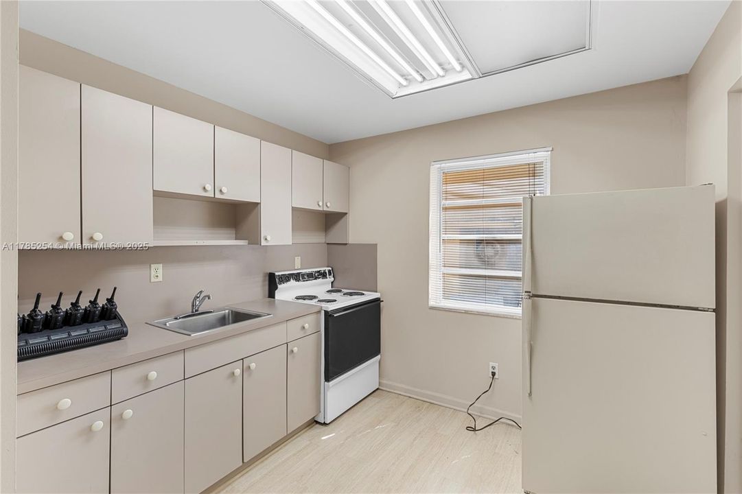 Недавно продано: $785,000 (0 спален, 0 ванн, 0 Квадратных фут)