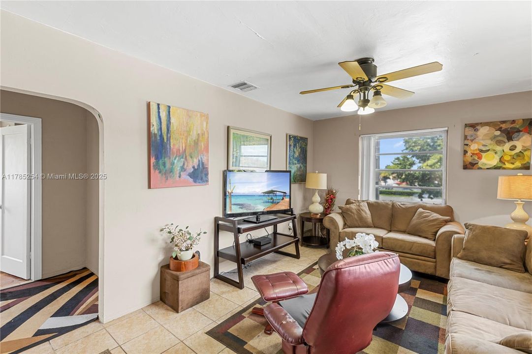 Недавно продано: $785,000 (0 спален, 0 ванн, 0 Квадратных фут)