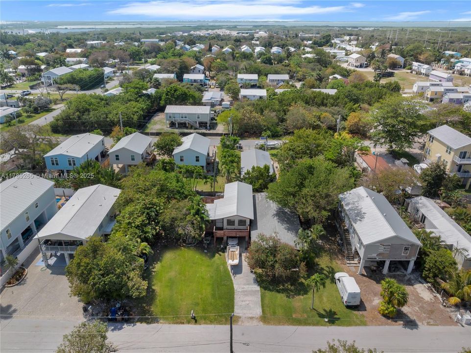 待售: $475,000 (4 贝兹, 3 浴室, 1620 平方英尺)