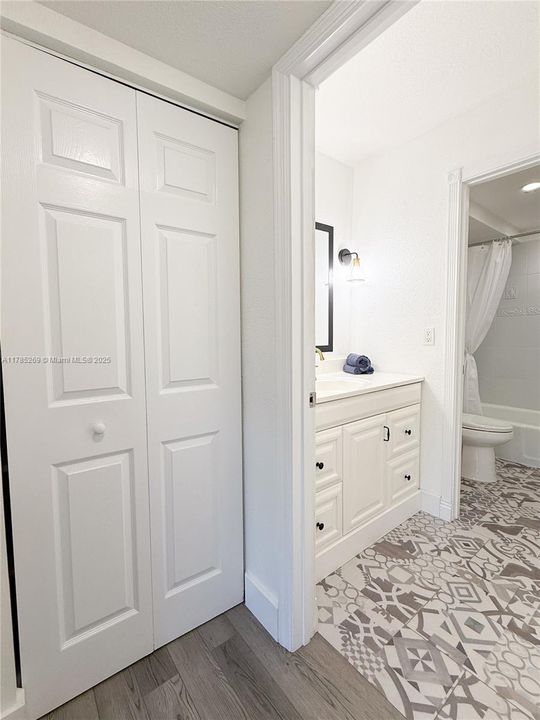 Recently Sold: $378,000 (1 beds, 1 baths, 673 Square Feet)