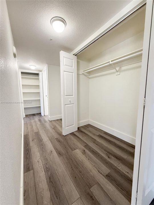 Recently Sold: $378,000 (1 beds, 1 baths, 673 Square Feet)