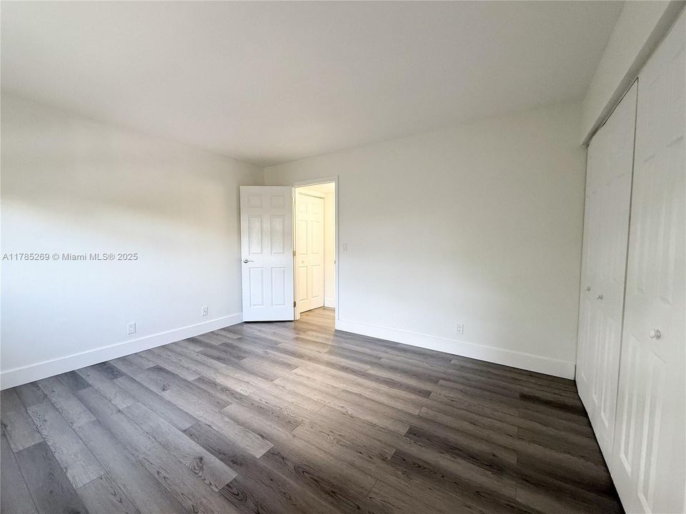 Recently Sold: $378,000 (1 beds, 1 baths, 673 Square Feet)