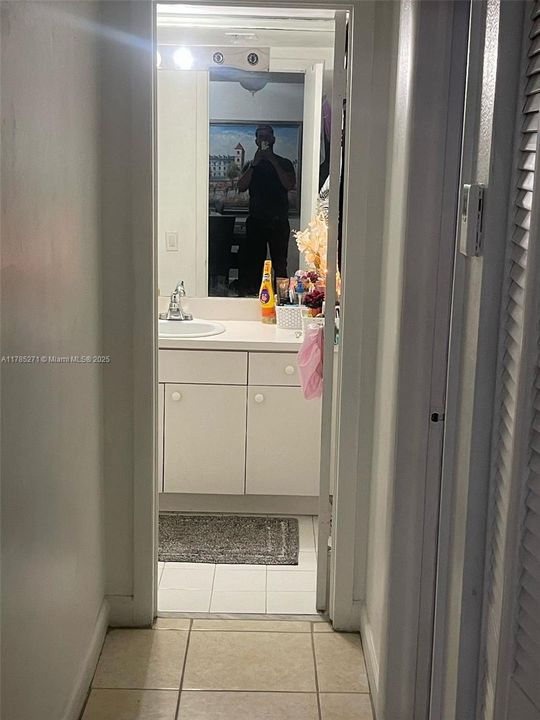 Недавно продано: $215,000 (1 спален, 1 ванн, 665 Квадратных фут)