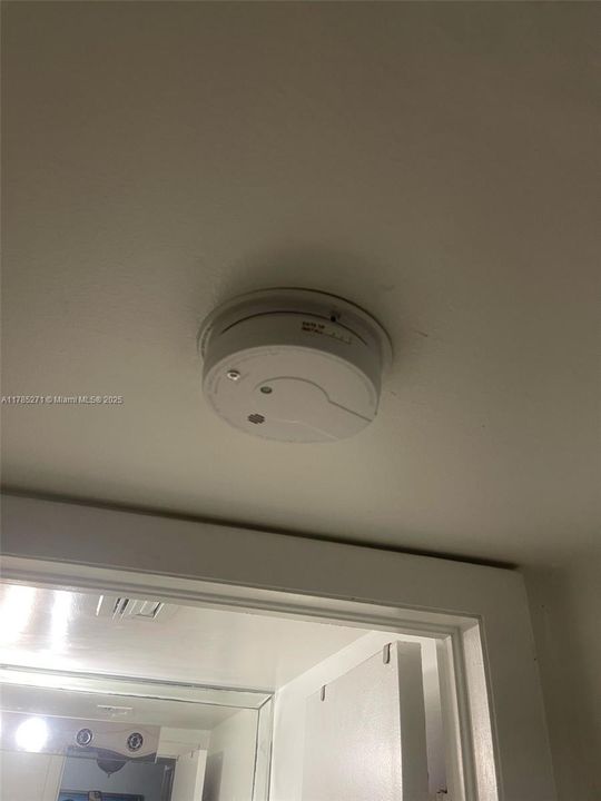 Недавно продано: $215,000 (1 спален, 1 ванн, 665 Квадратных фут)