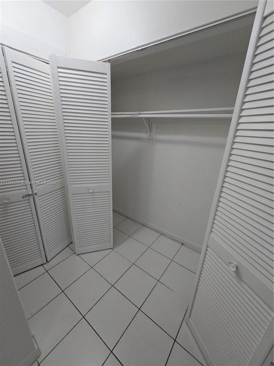 Recientemente alquilado: $1,800 (2 camas, 2 baños, 860 Pies cuadrados)