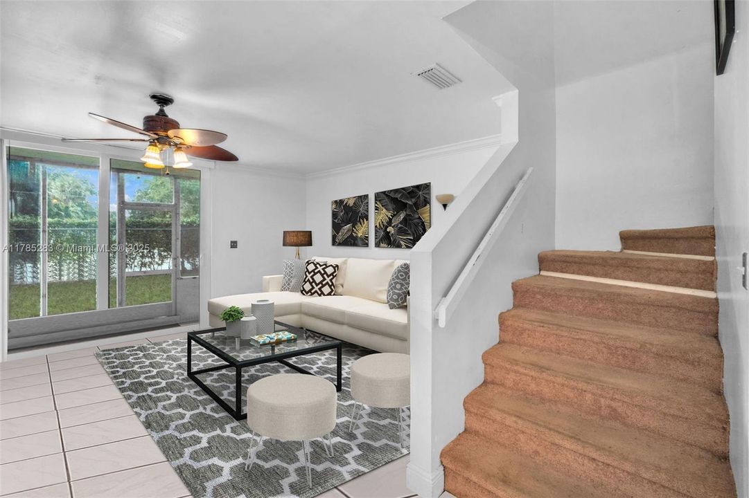 最近售出: $295,000 (2 贝兹, 2 浴室, 1242 平方英尺)