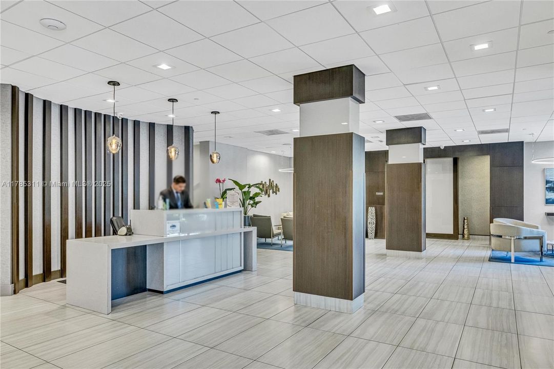 На продажу: $850,000 (2 спален, 2 ванн, 1570 Квадратных фут)