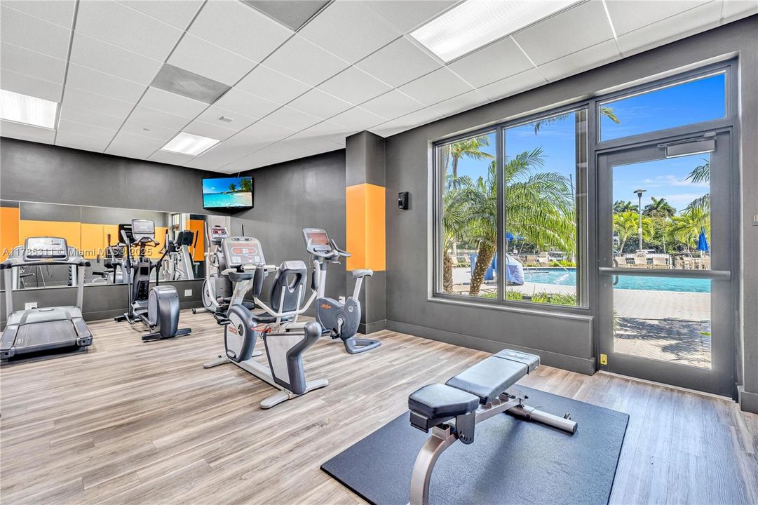 На продажу: $850,000 (2 спален, 2 ванн, 1570 Квадратных фут)