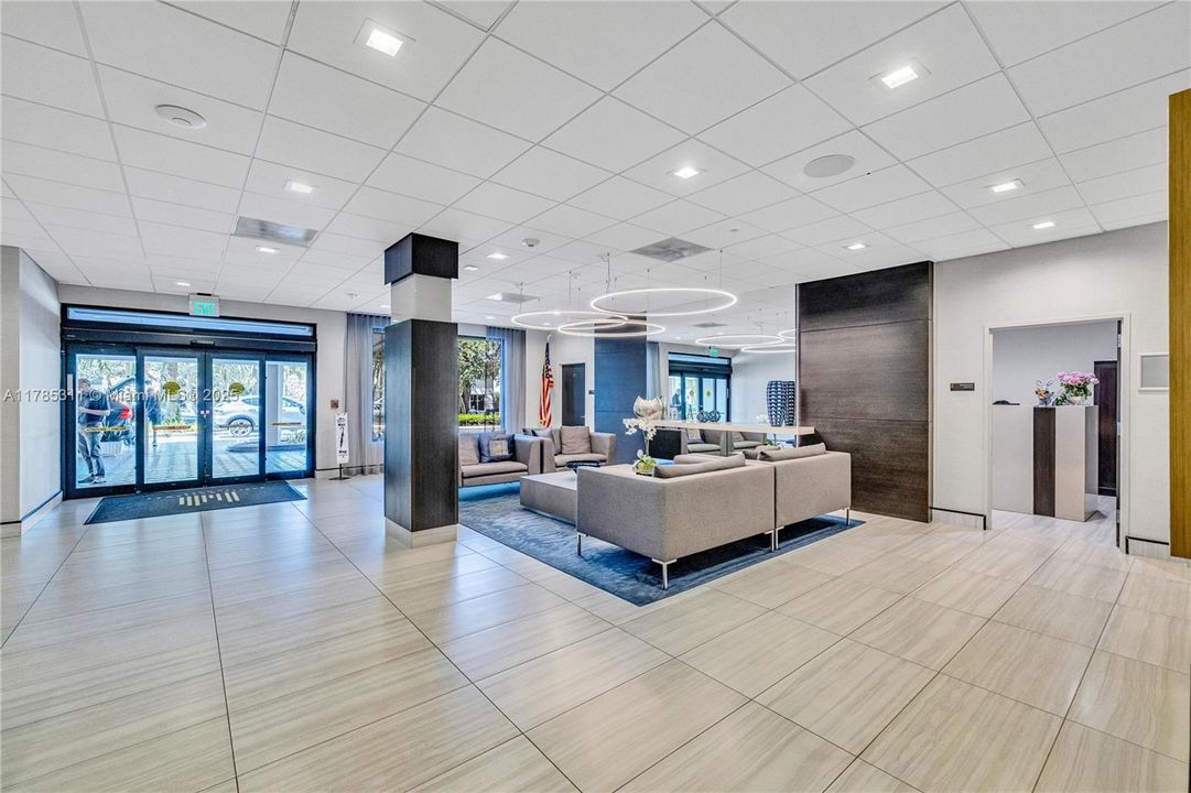 На продажу: $850,000 (2 спален, 2 ванн, 1570 Квадратных фут)