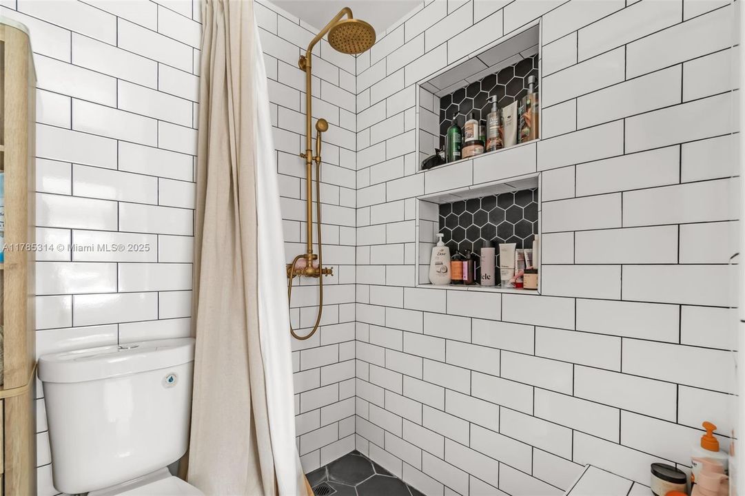 Недавно продано: $524,900 (3 спален, 2 ванн, 1381 Квадратных фут)