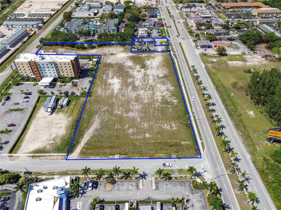 待售: $12,500,000 (0 贝兹, 0 浴室, 0 平方英尺)