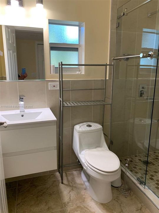 Recently Rented: $4,500 (2 beds, 2 baths, 884 Square Feet)