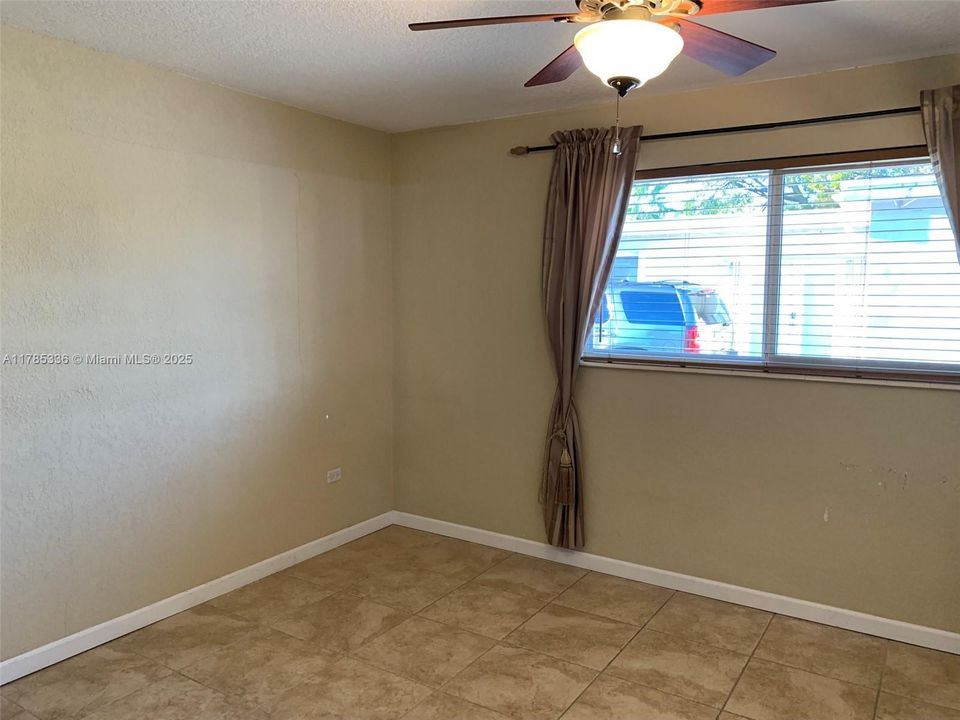 Recently Rented: $4,500 (2 beds, 2 baths, 884 Square Feet)