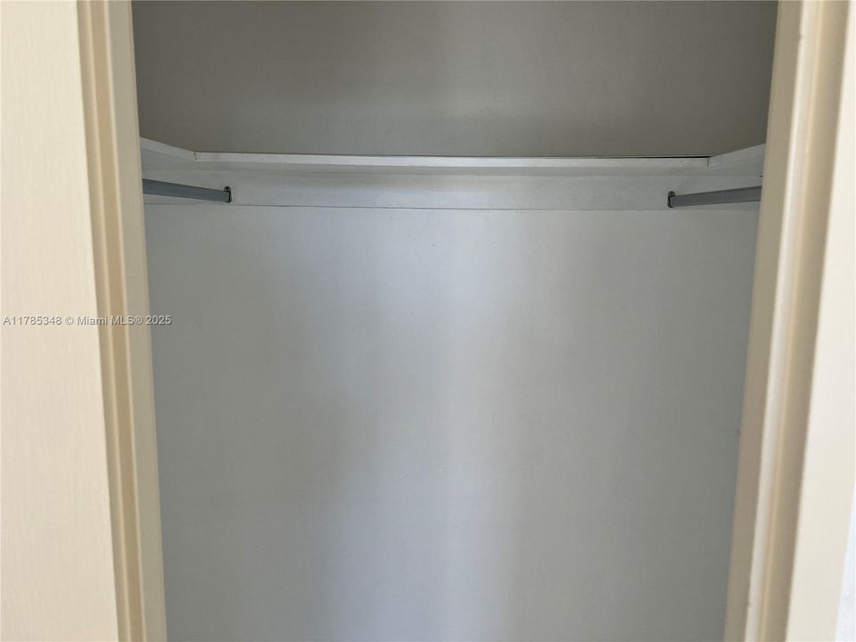 Recently Rented: $2,000 (1 beds, 1 baths, 940 Square Feet)