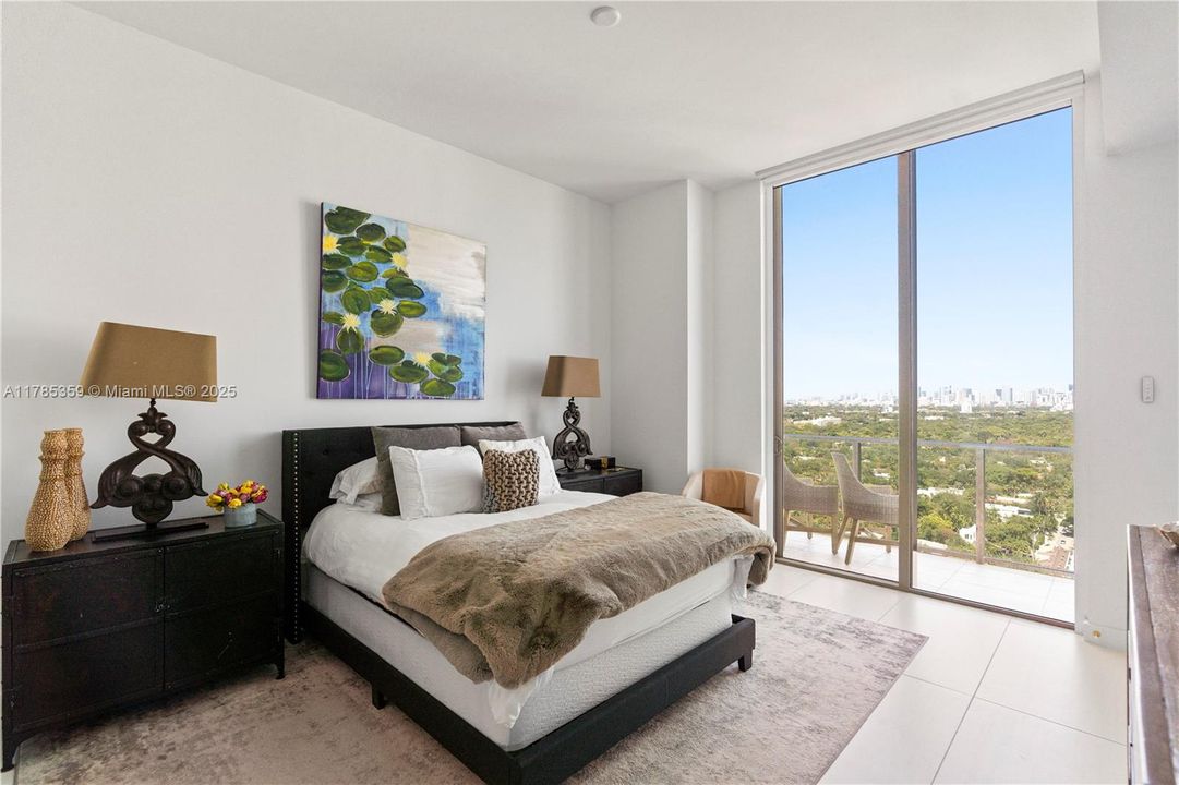 For Rent: $35,000 (3 beds, 3 baths, 2025 Square Feet)