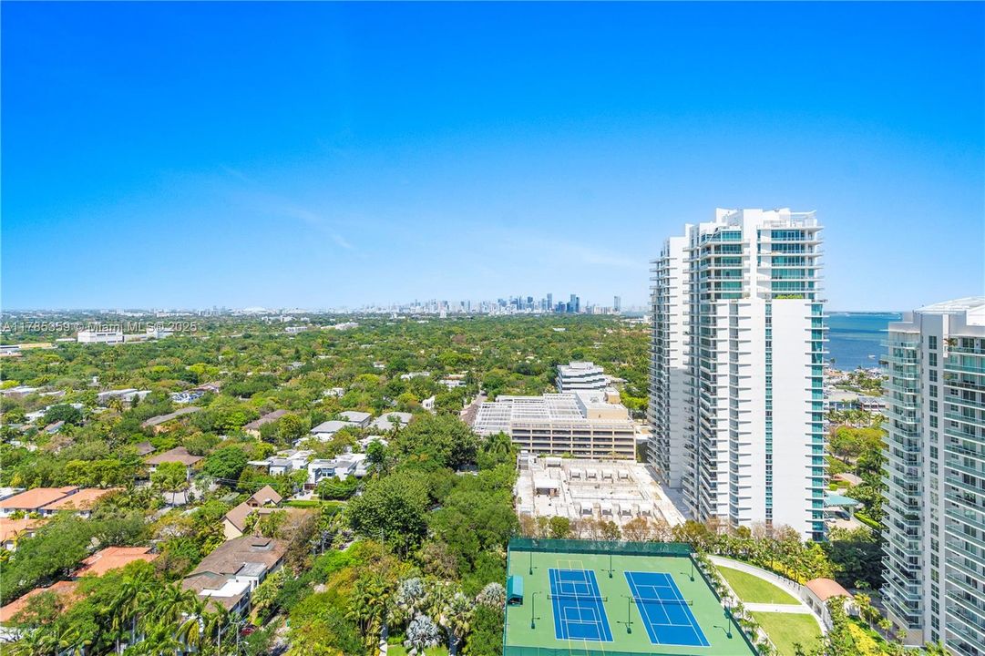 For Rent: $35,000 (3 beds, 3 baths, 2025 Square Feet)