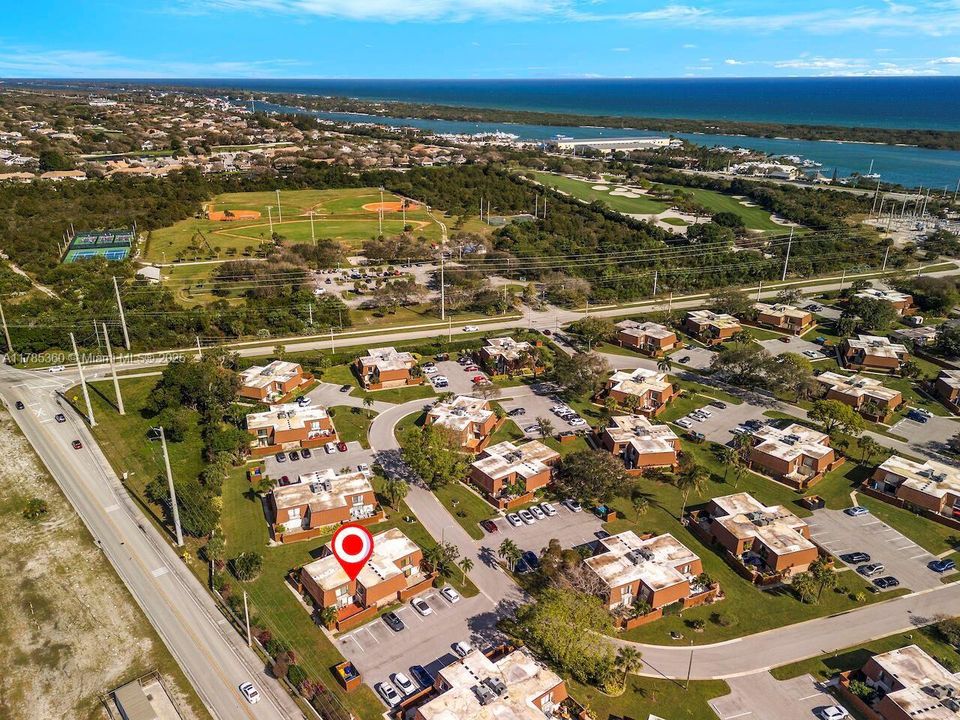 Recently Sold: $374,900 (2 beds, 2 baths, 1325 Square Feet)