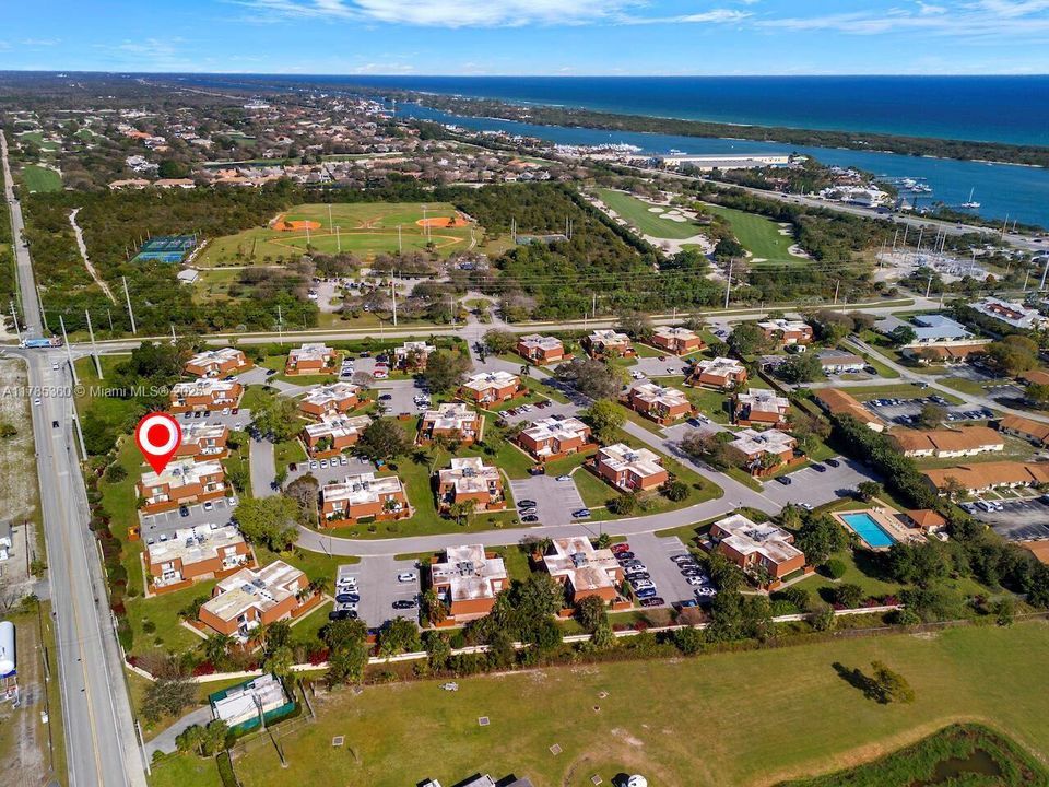 Recently Sold: $374,900 (2 beds, 2 baths, 1325 Square Feet)