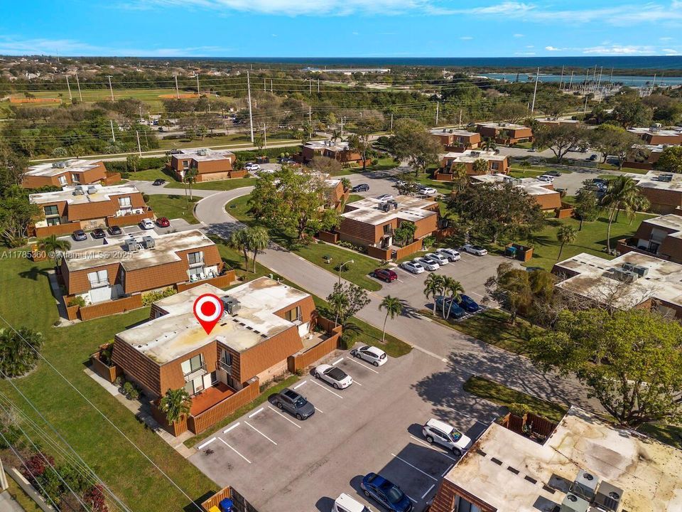 Recently Sold: $374,900 (2 beds, 2 baths, 1325 Square Feet)