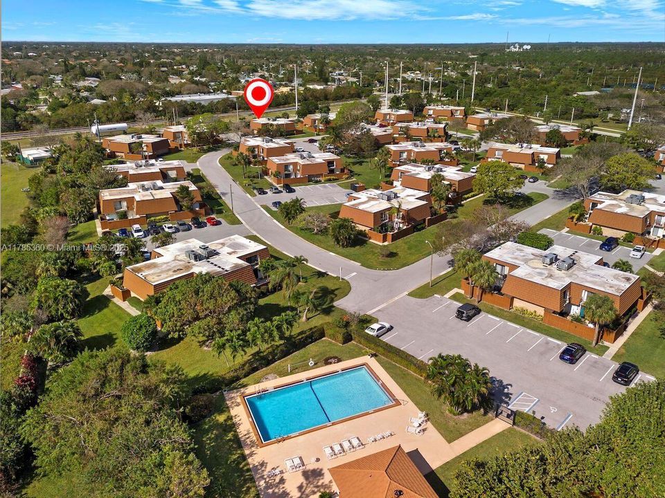 Recently Sold: $374,900 (2 beds, 2 baths, 1325 Square Feet)