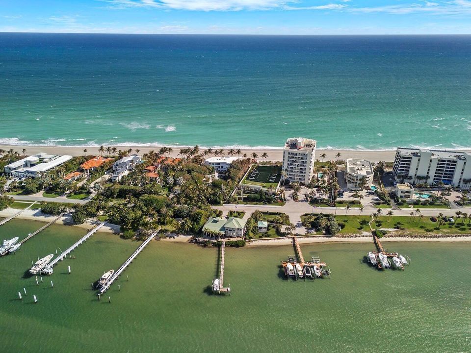 Recently Sold: $374,900 (2 beds, 2 baths, 1325 Square Feet)